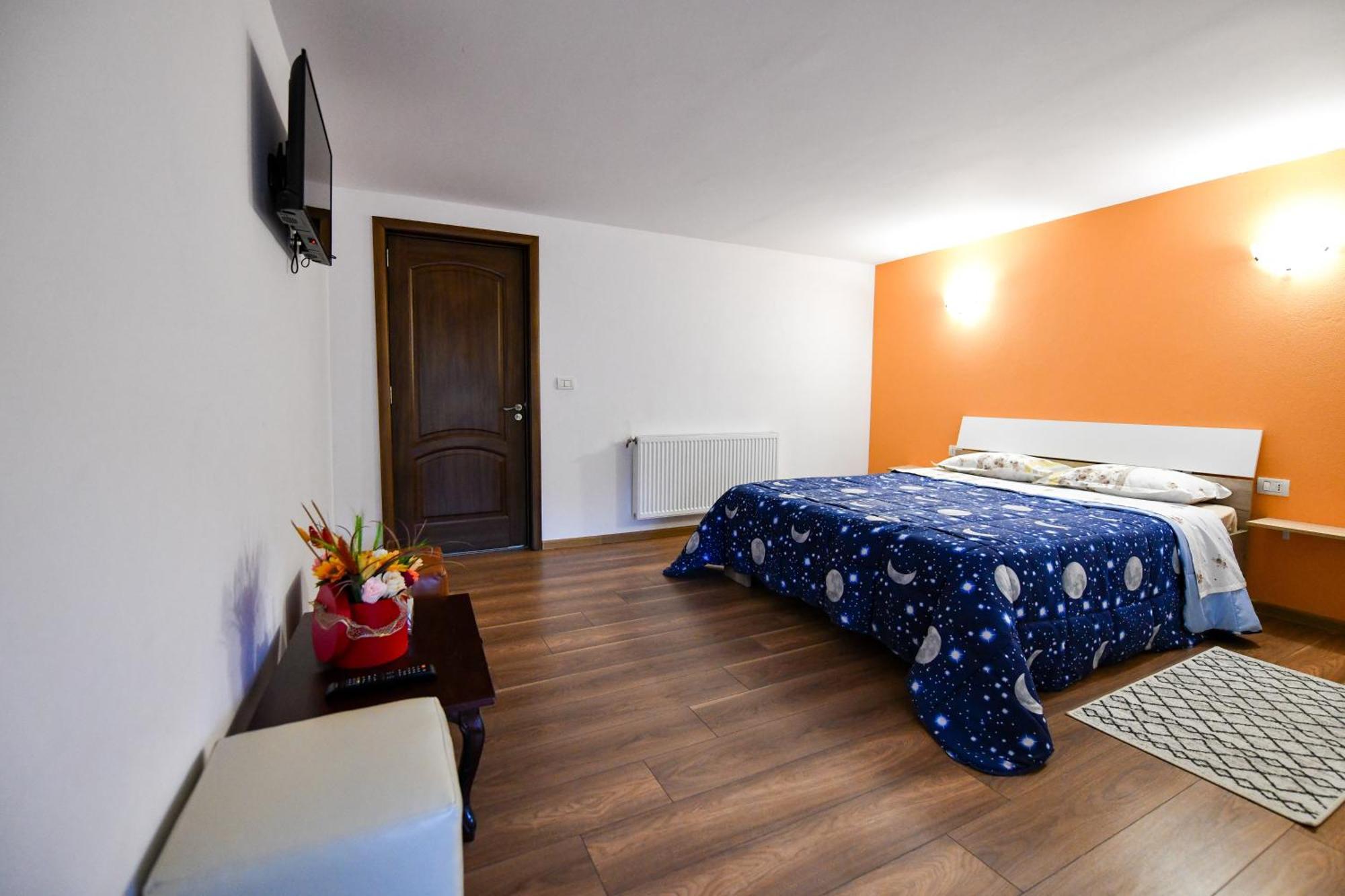 Tîrgu Ocna Villa Castellino מראה חיצוני תמונה