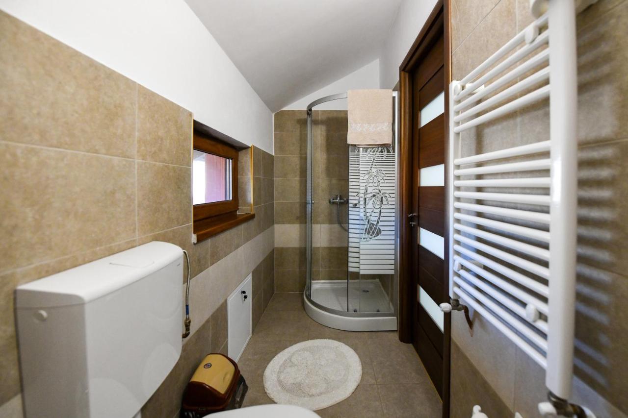 Tîrgu Ocna Villa Castellino מראה חיצוני תמונה